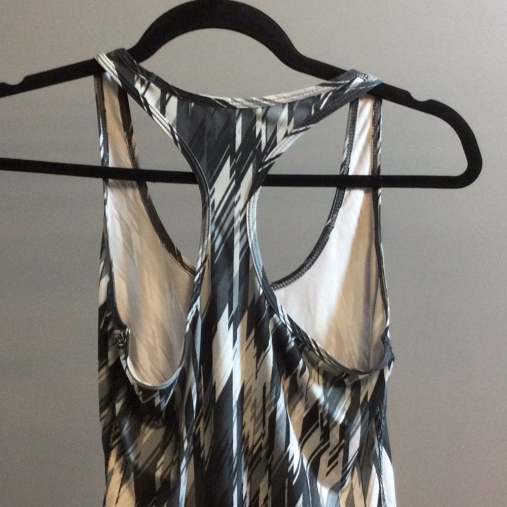 S Xersion gray print racerback tank - Picture 6 of 15
